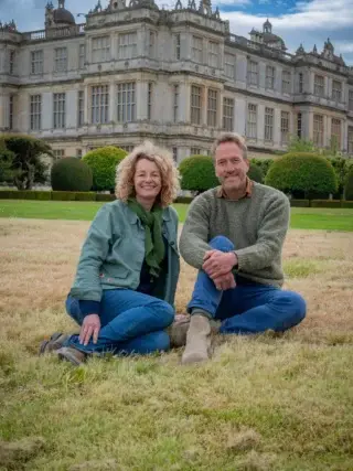 Do you think if @benfogle & I are still doing Animal Park in another 25 years we can claim rights to the house??!! 

HUGE thank yous for watching.  A million or so of you have been tuning in & although we know it's mainly because of the animals & the keepers (we've got very used to being upstaged!) it means the world to all of us.  Doesn't it @meganmccubbinwild & @hamzayassin90 ?

Animal Park is on again this morning and all next week.  Have a gorgeous weekend.  Kate x